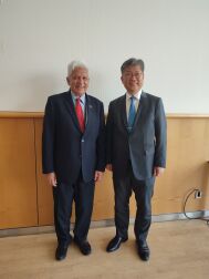 Nazir Alli, Président de PIARC et Young Tae Kim, Secrétaire général du FIT